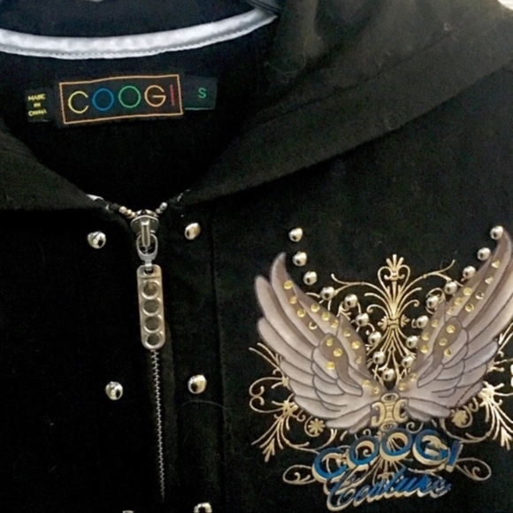 COOGI RHINESTONE STUD FLORAL EMBROIDERED HOODIE - Picture 6 of 8